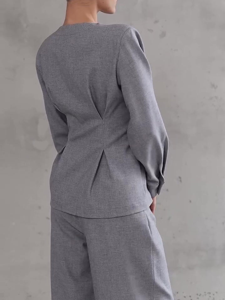 Ensemble Gris Perle 2 Pièces : Top Asymétrique Boutonné et Pantalon Large