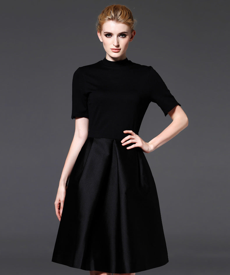 Robe Noire Légère & Élégante