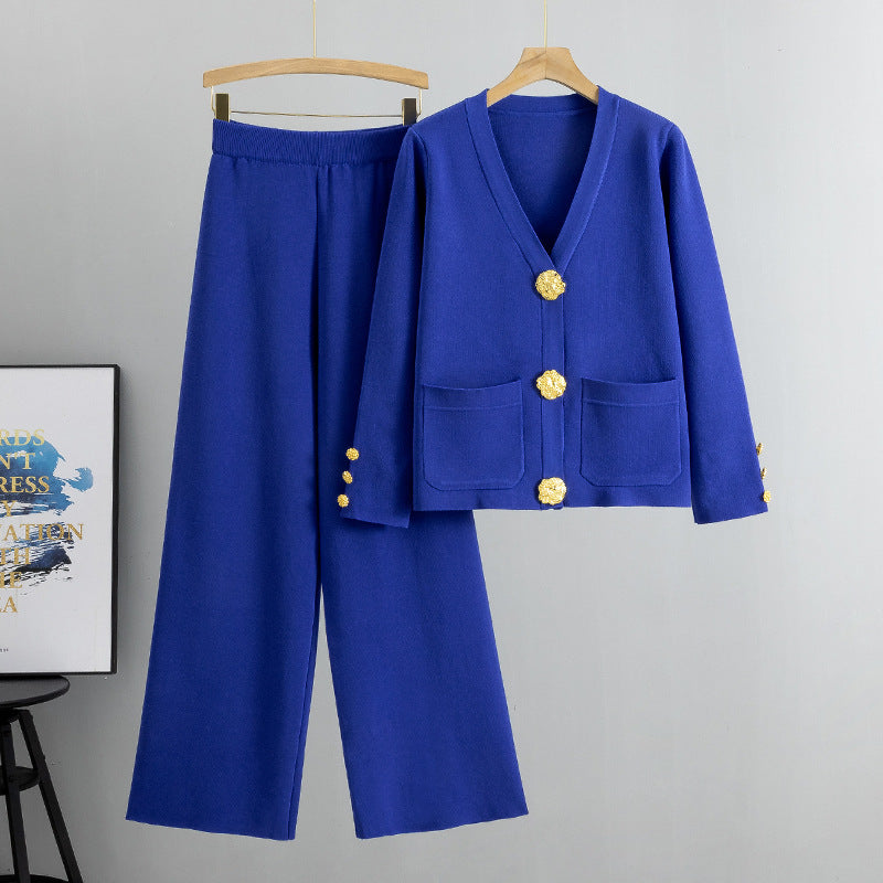 Ensemble Maille Chic 2 Pièces : Cardigan à Boucle Métallique et Pantalon Droit